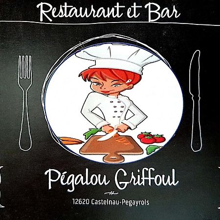 La Petite Maison Des Artistes Castelnau-Pégayrols Εξωτερικό φωτογραφία