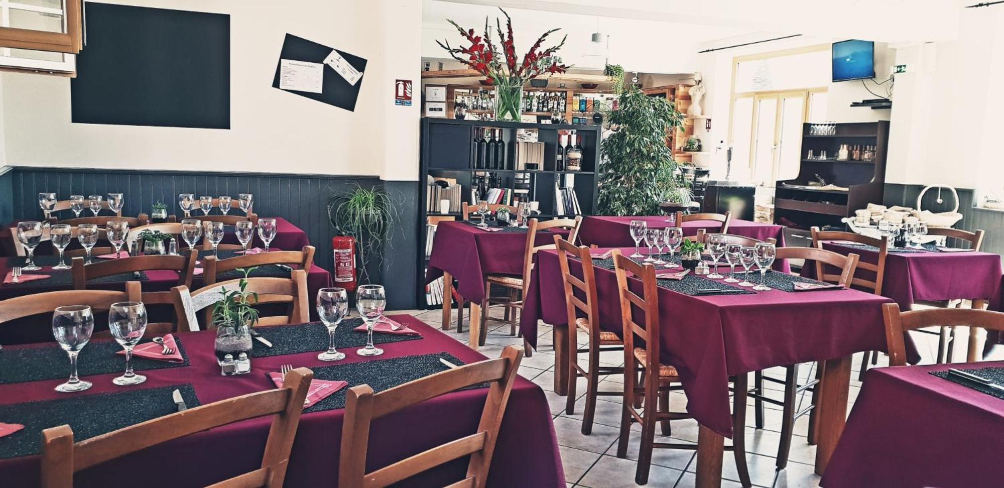 La Petite Maison Des Artistes Castelnau-Pégayrols Εξωτερικό φωτογραφία
