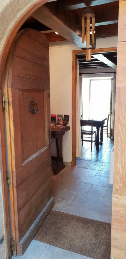 La Petite Maison Des Artistes Castelnau-Pégayrols Εξωτερικό φωτογραφία